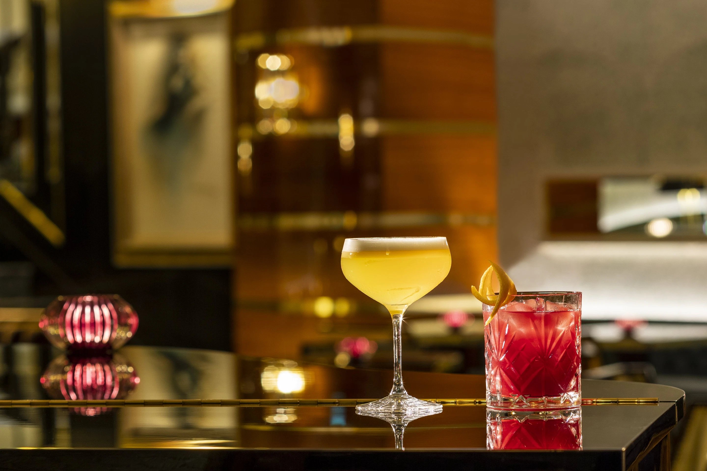 Coktail bar luxury hotel Porto